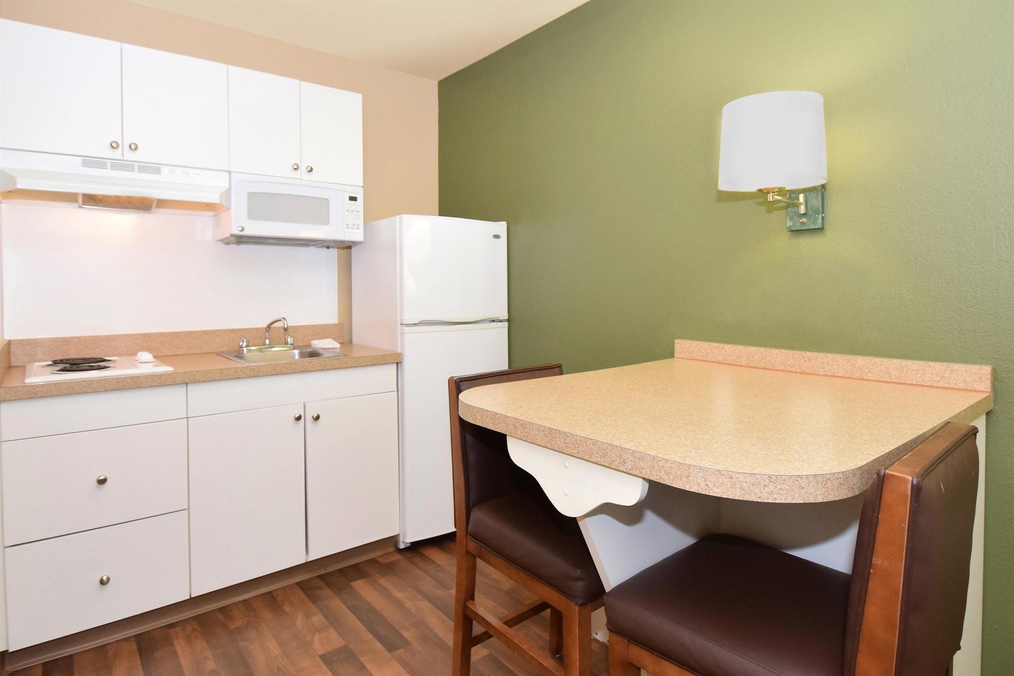 Extended Stay America Suites Washington Dc Germantown Town Center Exterior photo