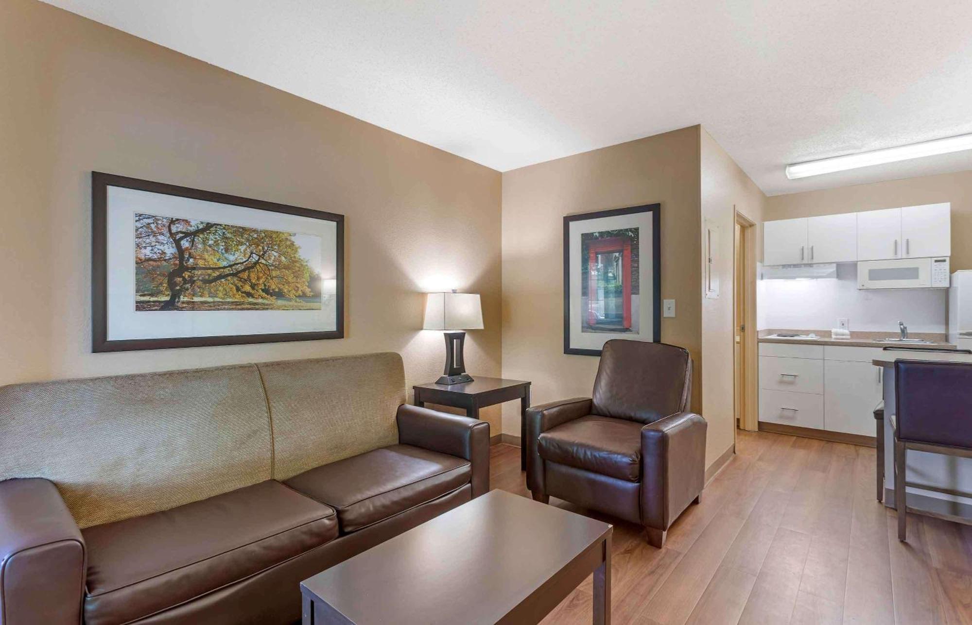 Extended Stay America Suites Washington Dc Germantown Town Center Exterior photo