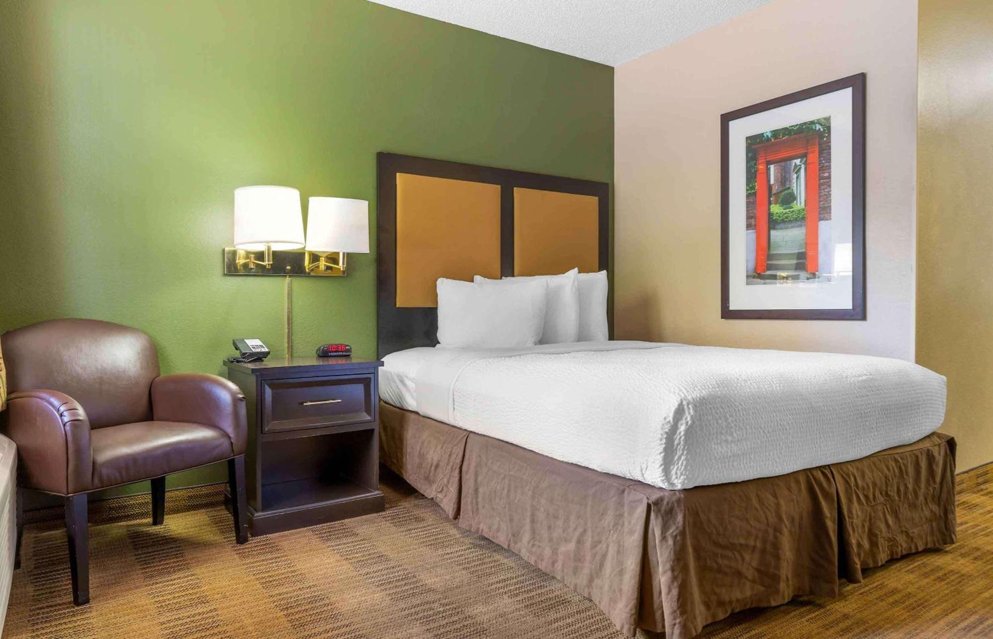Extended Stay America Suites Washington Dc Germantown Town Center Exterior photo
