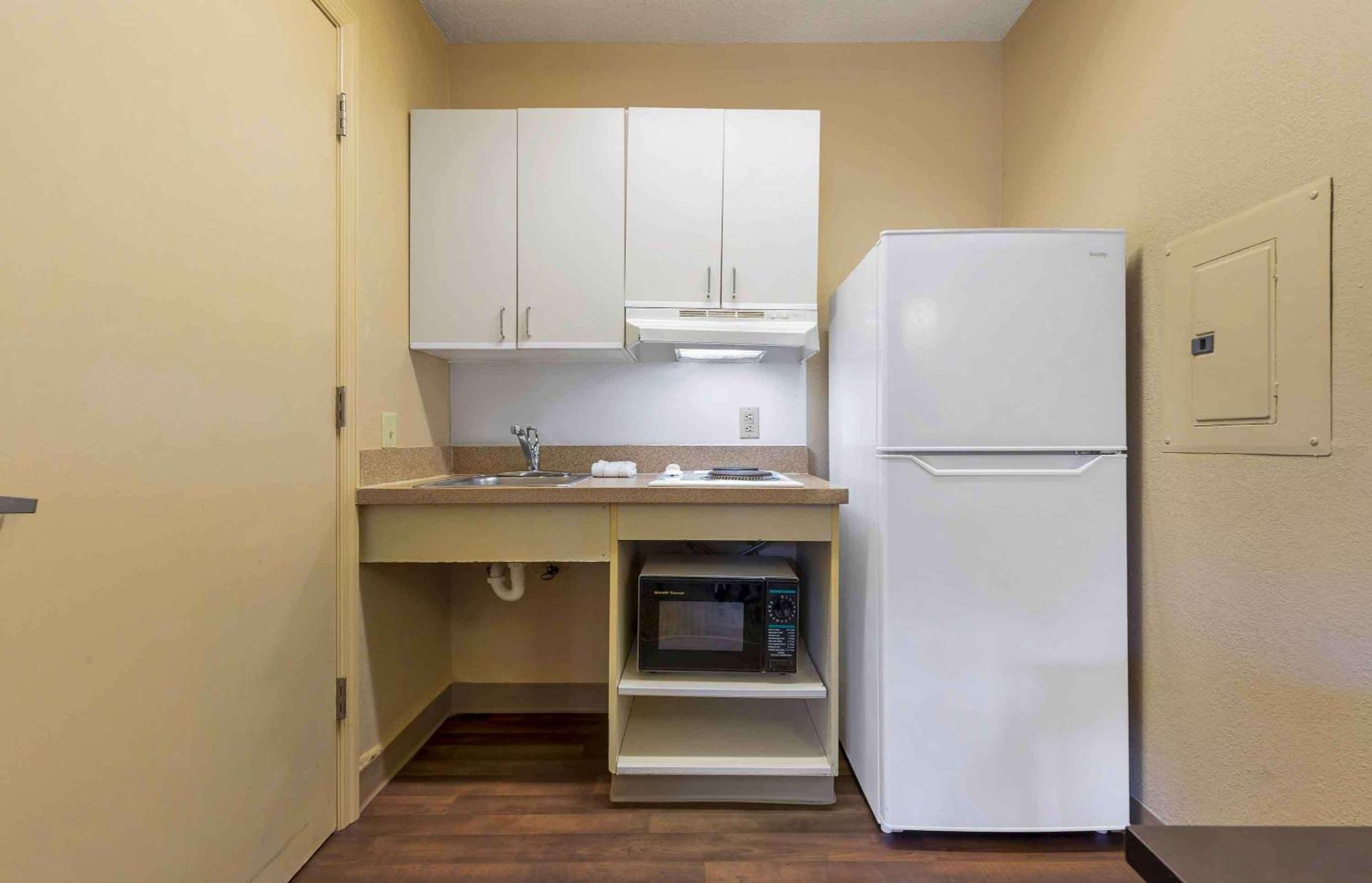Extended Stay America Suites Washington Dc Germantown Town Center Exterior photo