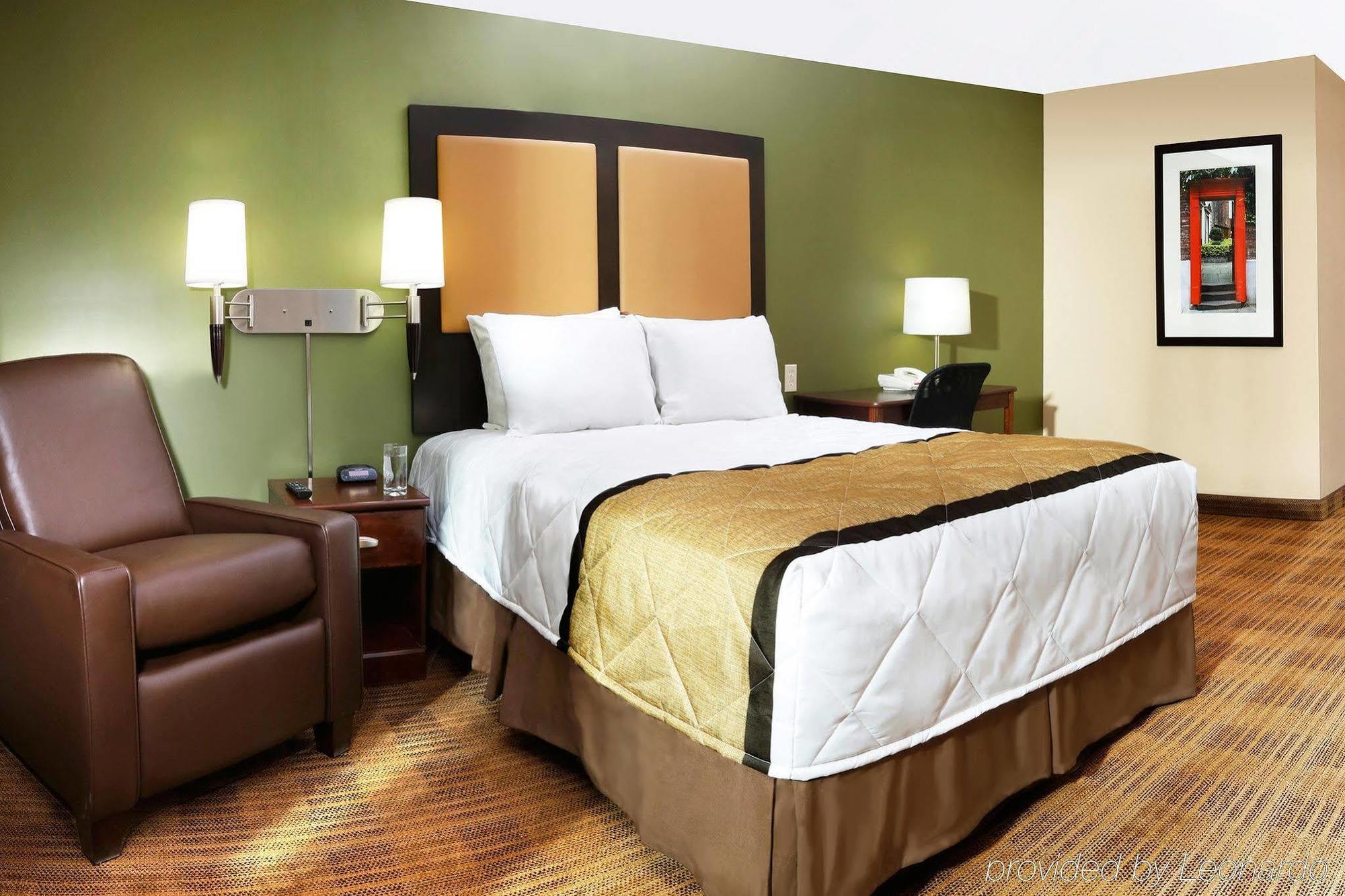 Extended Stay America Suites Washington Dc Germantown Town Center Exterior photo